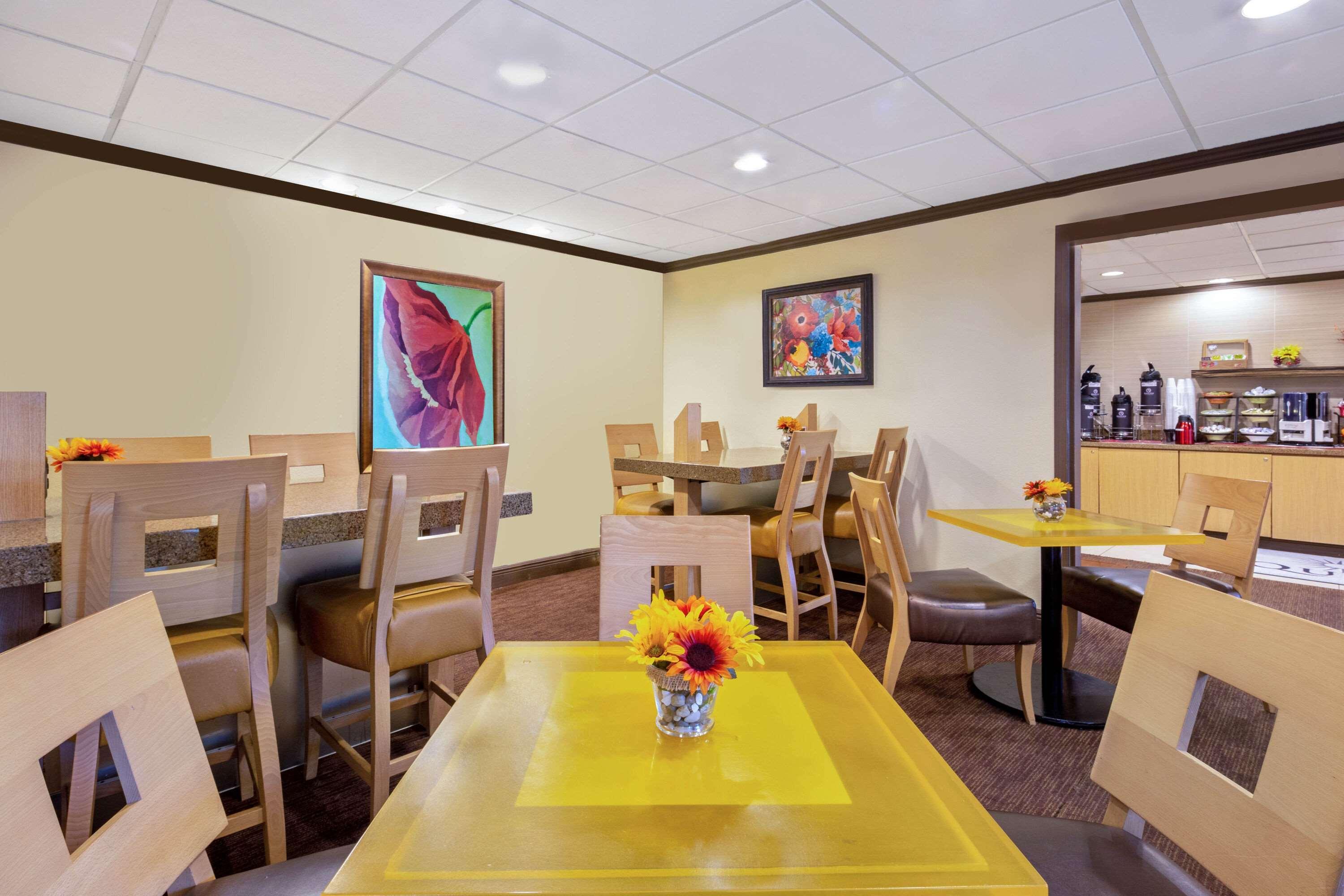 La Quinta By Wyndham Miami Cutler Bay Hotel Buitenkant foto