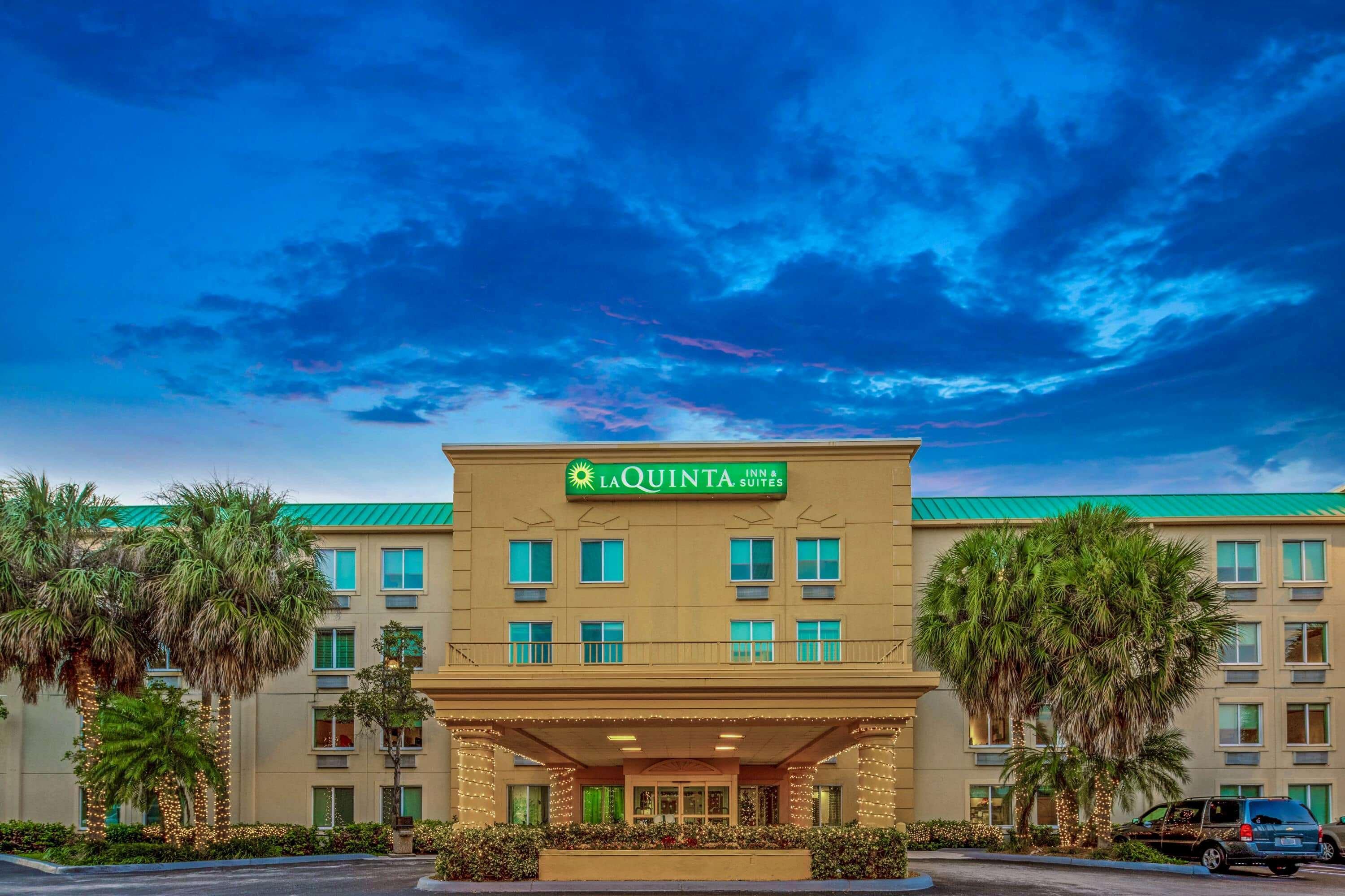 La Quinta By Wyndham Miami Cutler Bay Hotel Buitenkant foto